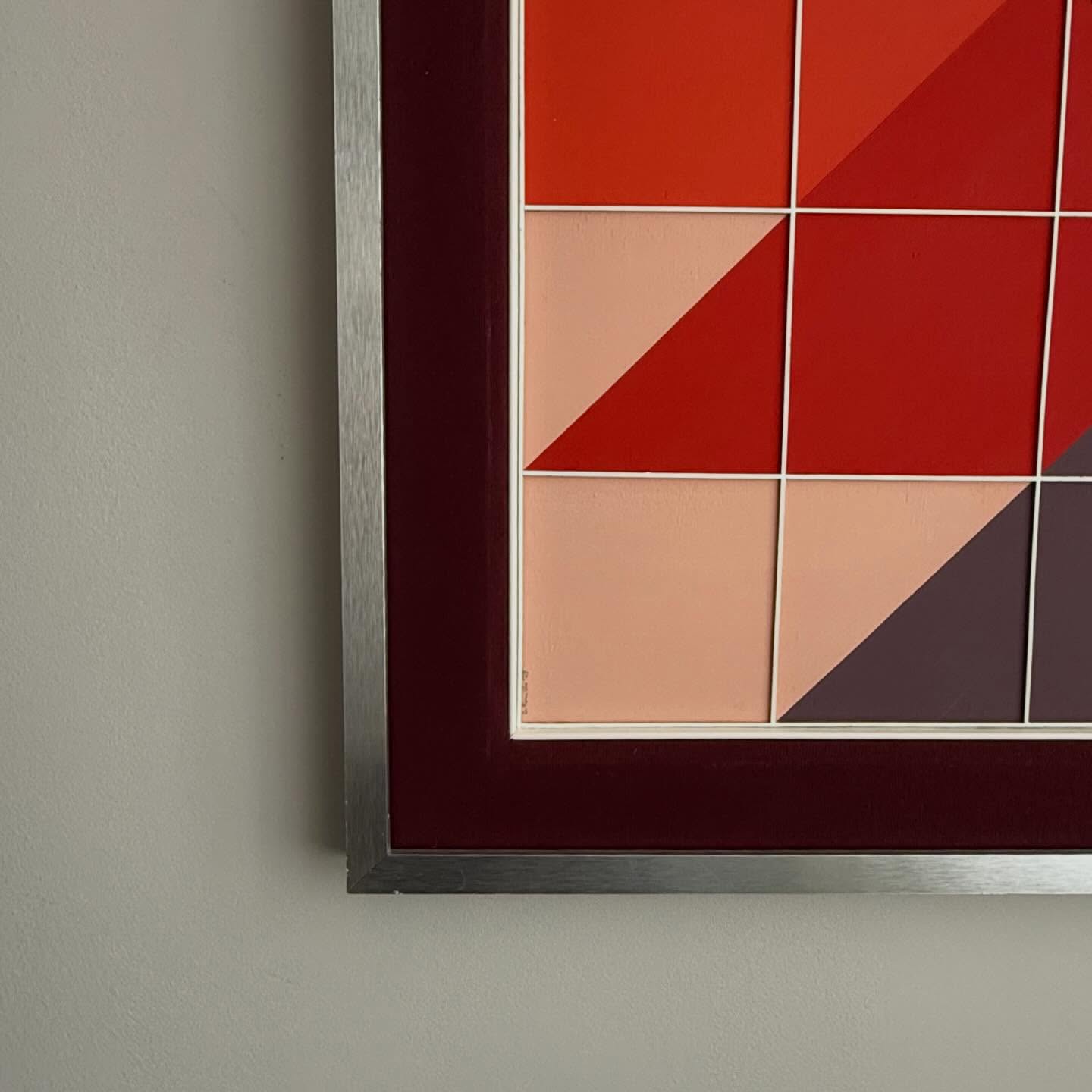 Abstracții geometrice hard-edge în nuanțe de roz, roșu și violet - imagine 5